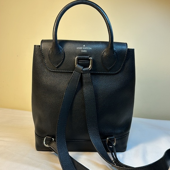 COA Louis Vuitton Calfskin LockMe Backpack Silver Hdw #DU3196 France 2016 - Picture 6 of 17